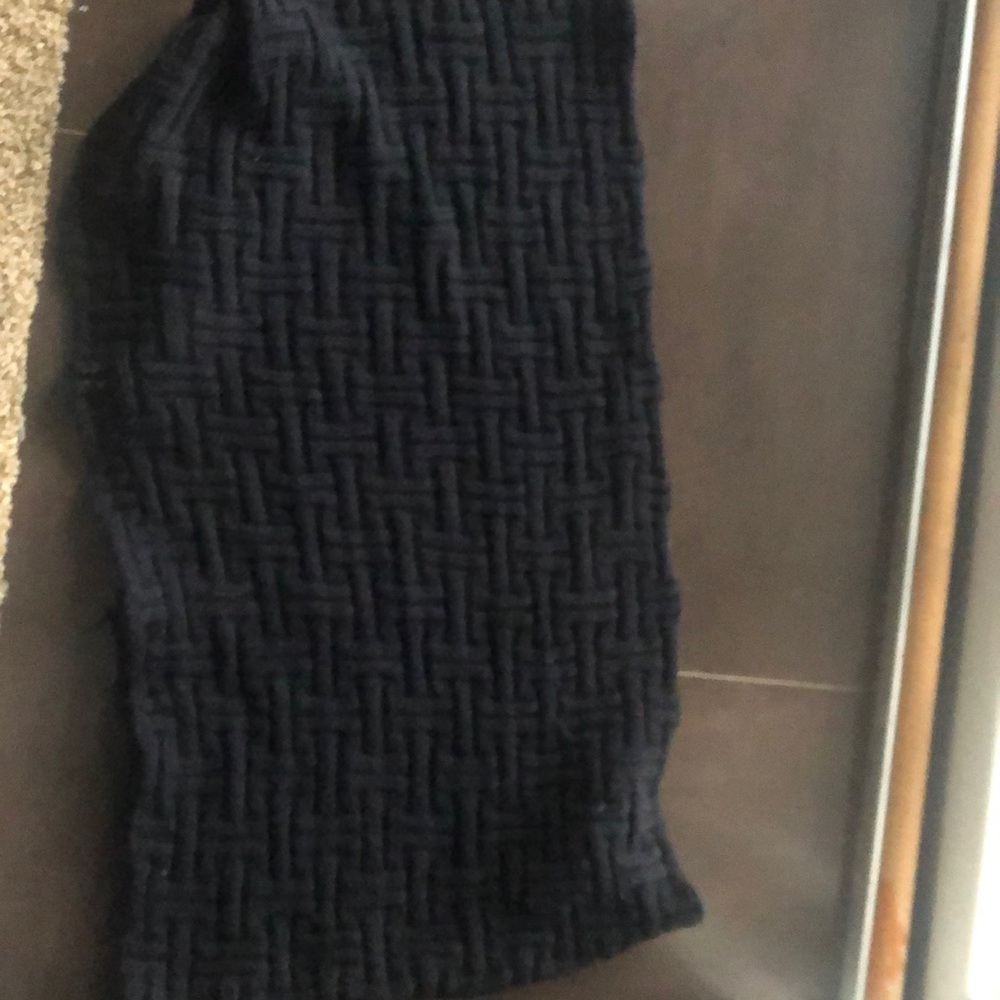 Black infinity scarf!